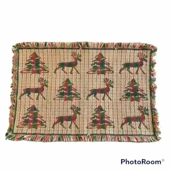 Table Runner Placemats  Towel Set Red Plaid Christmas Reindeer Motif - Picture 4 of 8